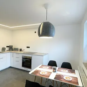 Uraha Apartment Seukendorf