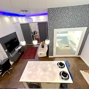 Apartment Marton's